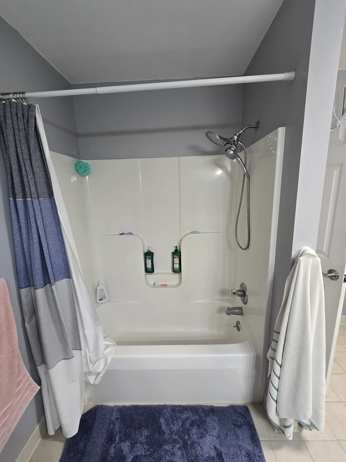 Before: the old tub-and-shower combo
